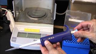 Micropipette tutorial How to set and read the volume [upl. by Elka]