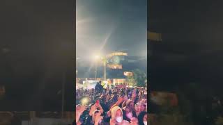 AKSI PANGGUNG MAHALINI LONCATLONCAT DI SENAYAN SPARK‼️🤩 shorts mahaliniraharja konser [upl. by Llehsor]