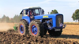 Traktor Pflügen mit Dutra  Plowing with a Dutra Tractor [upl. by Conlin675]