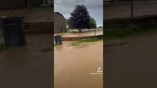 ⛈️ Un orage a apporté des pluies diluviennes et des coulées de boue 📅 date  24052024 [upl. by Risteau]