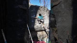 Tahoe Bouldering  quotDr Noquot V11 outdoorbouldering outdoorclimbing bouldering [upl. by Aiveneg]