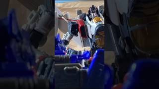 Optimus Prime VS Blitzwing transformers stopmotion optimusprime transformersstopmotion [upl. by Westbrooke]