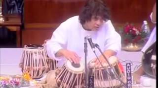 Ustad Zakir Hussain  Tintal Tabla Solo  Calcutta [upl. by Kellie]