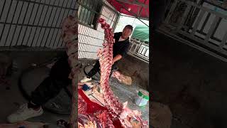 Butcher perfectly remove cow meat without breaking the back bone [upl. by Kip]