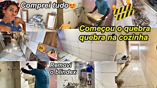 DIÁRIO DA REFORMA 1 comprei os materiais removi o blindex quebrando tudo e primeiros azulejos [upl. by Aerdnahc]