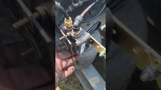 install air leveling valve 2003 to 2007 W 900 [upl. by Hurty]