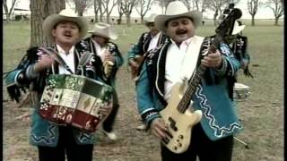 Los Huracanes Del Norte  El Dormilon Video Oficial [upl. by Conard]