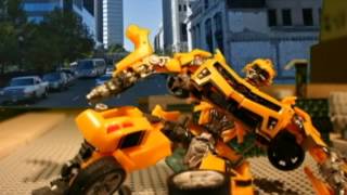 Optimus Prime amp Bumblebee as vehicles and robots at Transformers The Ride 3D grand opening [upl. by Llenil15]