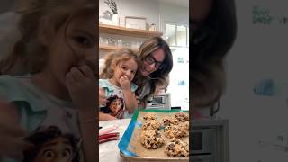 Mila stole it 😂🤩 BREAKFAST COOKIES family breakfast cookies mom recipe cute easy sunday [upl. by Janith299]