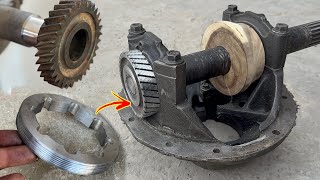 Dont Lose Your Aim  How credible Mechanic Repaired Damaged thread of Truck Differential Gear box [upl. by Ecyac]