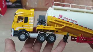 Diecast 150 Alloy Model Car Truck Acoustooptic Concrete Pump Truck Adult Metal Tanker Ornaments [upl. by Halland]