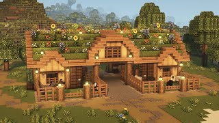 Minecraft 🐎🐑 Aesthetic Animal Barn Tutorial  Mizunos 16 Craft Resource Pack [upl. by Pinckney]