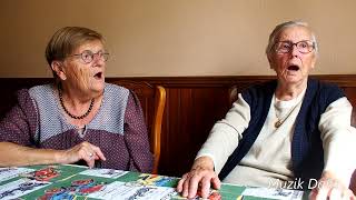 Chanson bretonne  Me zo ganet e kreiz ar mor MarieThérèse Spinec et Anna Fouquet  Île de sein [upl. by Rodoeht822]