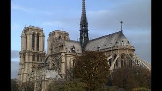 Visite à NotreDame de Paris 1992 [upl. by Tinya]