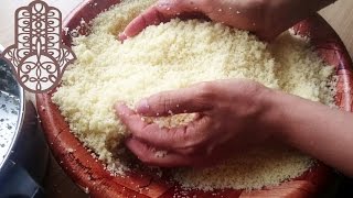 Comment préparer la semoule de couscous [upl. by Oakleil]