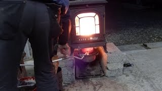 Waste Oil stove heater over 800 degrees F in just a few minutes [upl. by Aianat]