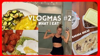 WHAT I EAT IN A DAY  ricetta banana bread  VLOGMAS2  FC [upl. by Leahcimnaj389]