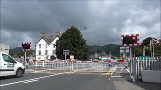 Porthmadog Level Crossing [upl. by Halbert]