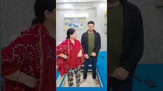 Ijjat hai inki😅 comedy funny husbandwifecomedy patipatnicomedy trending humpatipatni viral [upl. by Gerstner]