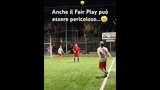 Fair Play pericoloso  perte calcio soccer calcioa8 calcioamatoriale football [upl. by Bridwell]