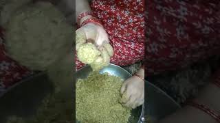 Healthy and tasty ladduAisa laddu ek bar khaenge to bar bar banaengeshortsshortshortytshortyout [upl. by Eehsar]