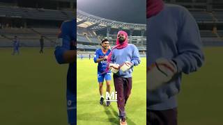 IPL Mumbai Indians ki team 😂😂 Gulabi sadi na lali la laSong per naachte hue [upl. by Gare272]