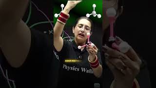 Structure of Methane Experiment  🔬 PW Shorts ICSEWallah Experiment BhartiMaam [upl. by Vange]