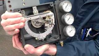 Fisher model 3582 Dring control valve positioner manual demonstration [upl. by Fidellia339]