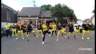 GASOLINA BHANGRA REMIX Kreasi dance HAPPINESSCLUBChoreo by RERE ZEVA [upl. by Rockefeller]