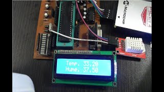 Tutorial 14 Temperatura y Humedad relativa con DHT22 y LCD 16x2 con PIC18F4550 [upl. by Lewiss287]