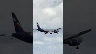 WINDSHEAR LANDING Aeroflot Boeing 777300ER Landing at Shanghai PVG [upl. by Nika]