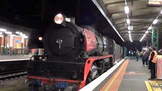 707 Operations  R707 at Caulfield after a Special service [upl. by Yearwood]