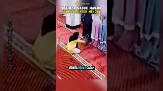 WANITA INI MALING TAS SAAT JAMAAH LAGI SHOLAT [upl. by Ennaesor]