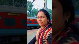 Reliya Re le chal sawariya ke gaon re 🚆bhojpuri song shortvideo youtubeshorts [upl. by Eeznyl]