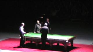 Rolf Kalb macht einen Witz Steve Davis und Shaun Murphy machen Quatsch am Tisch [upl. by Wendalyn946]