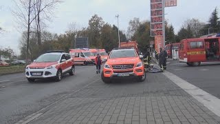 Bagger beschädigt Gasleitung  Gasaustritt in NeunkirchenSeelscheid am 30102014  OTöne [upl. by Inava563]