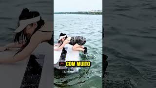 Esta Garota Conserta Seu Jet Ski Na Água 🤯 [upl. by Ellehcor701]