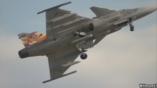 2013 Międzynarodowe Pokazy Lotnicze Radom Air Show‏  Czeski JAS 39C Gripen [upl. by Laetitia43]