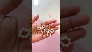 make beaded bow earrings with me 🎀 diyjewelry handbeadedjewelry beadedjewelery [upl. by Naval668]