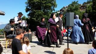 Danse Monfarine Piémontaise Accordeon Valloire Valmeinier Traina Patin Lionel Belluard Arthur [upl. by Avera]