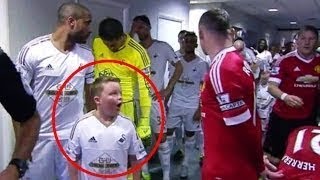 Cuando los niños conocen a sus Ídolos  Momentos Emotivos del Fútbol [upl. by Lalad]