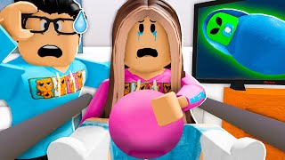 Girlfriend PREGNANT with ALIEN Roblox [upl. by Seed]