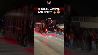 MILAN NAPOLI  I rossoneri arrivano a SAN SIRO 🏟️  Sentite che accoglienza 🔥 [upl. by Cowden]