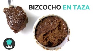 BIZCOCHO DE CHOCOLATE a la taza  Mug cake de chocolate en microondas ¡facilísimo [upl. by Jaal]