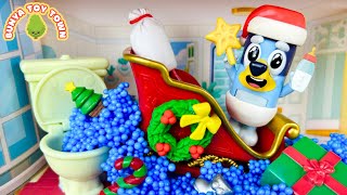 Baby Bluey Blocks the Toilet on Christmas 🎄🚽  Pretend Play Bluey Toys [upl. by Cliffes]