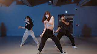 MIRRORED BIBI  KAZINO  Woonha Choreography [upl. by Aihcropal]