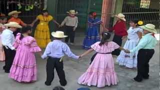 Honduras Danza típica quotLos caballitosquot Cofradía Cortes [upl. by Acilegna]