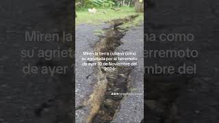 Tierra agrietada por temblor [upl. by Winshell]