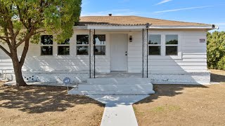 CASA DE VENTA 5 Recámaras y 2 baños con una entrada para 🚗 coches y camionetas en Fresno CA [upl. by Mcmahon471]