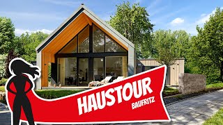 Haustour Barrierefreier Bungalow  Neues wohngesundes Fertighaus von Baufritz  Hausbau Helden [upl. by Freddi691]